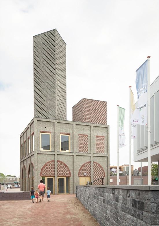 MONADNOCK_-_Stijn_Bollaert_-_southwest_facade